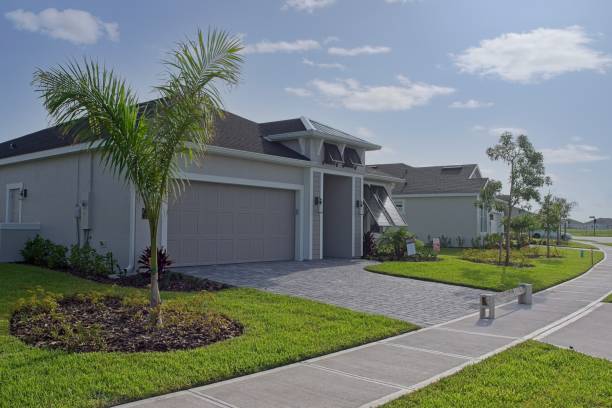 Best Driveway Paving Contractor  in Altamont, IL